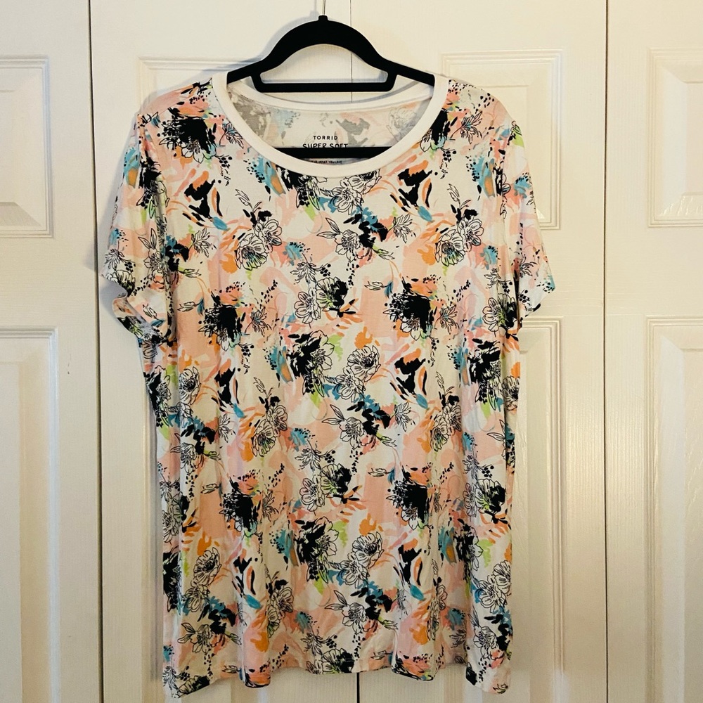 Floral tee